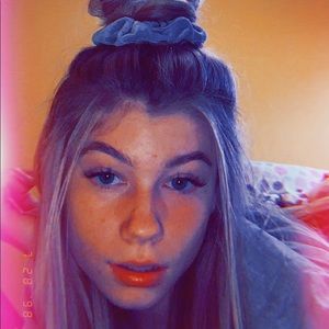 Meet your Posher, Suzanne